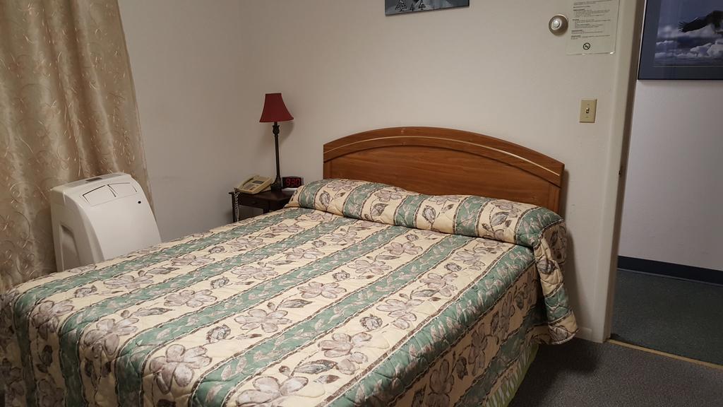 Borealis Inn Феърбанкс Екстериор снимка